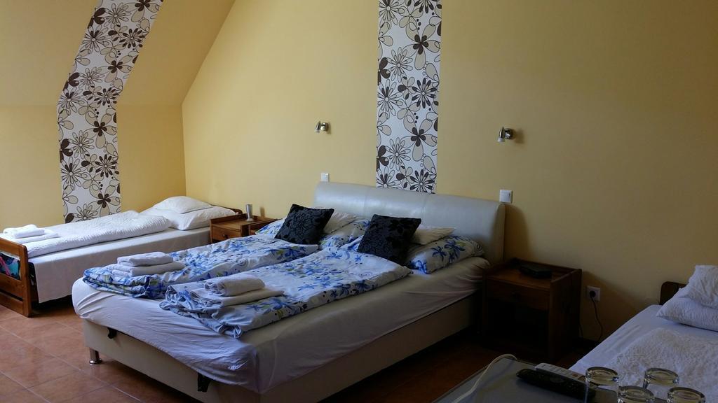 Bastya Hotel Makó المظهر الخارجي الصورة