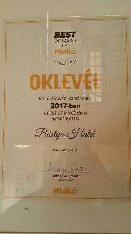 Bastya Hotel Makó المظهر الخارجي الصورة